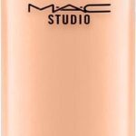 MAC Studio Waterweight Foundation NW25 30 ml