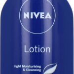 Nivea Light Moisturising & Cleansing Non-Greasy Body Lotion - 250 ml (voor normale huid)