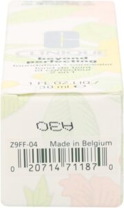 Clinique Beyond Perfecting Foundation + Concealer - 04 Cream Whip - Afbeelding 2