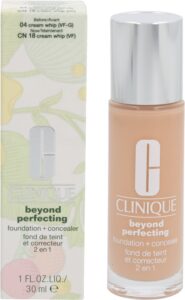 Clinique Beyond Perfecting Foundation + Concealer - 04 Cream Whip - Afbeelding 3