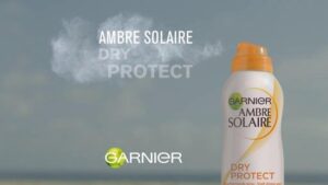 Garnier Ambre Solaire Hydraterende zonnebrandmelk SPF 20 - Zonnebrand tegen Uitdroging - 200 ml - Afbeelding 2
