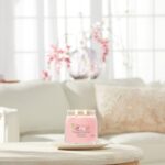 Yankee Candle - Fresh Cut Roses Signature Medium Jar