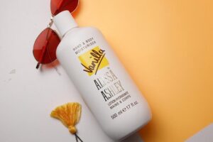Alyssa Ashley Vanilla Hand & Body Moisturizer 500ml - Afbeelding 4