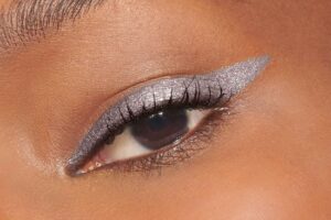 Dior - Diorshow 24H Stylo Eyeliner - 076 Pearly Silver - Afbeelding 4