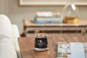 Yankee Candle - Midsummer’s Night Signature Medium Jar - Afbeelding 2