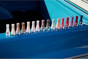 Sally Hansen Insta-Dri Nagellak - 393 Cinna-Snap - Afbeelding 2