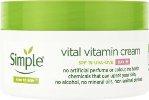 Simple Kind to Skin Vital Vitamin Dagcr?me - 50 ml - Afbeelding 7