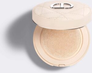 Dior Forever Cushion gezichtspoeder 010 Fair 10 g