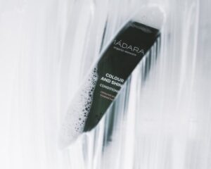 MÁDARA Colour and Shine Conditioner 200ml - verzorging voor na haarkleuring - Afbeelding 2