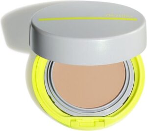 Shiseido EXPERT SUN SPORTS BB compact SPF50+ #light