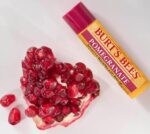 Burts Bees Lippenbalsem Pomegranate - 4,25 Gram - Afbeelding 2
