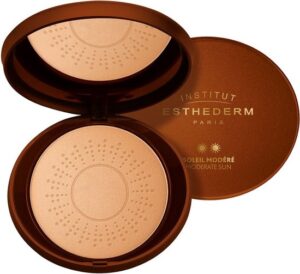 Institut Esthederm Protective Sunshine Care Powder Moderate Sun 15g