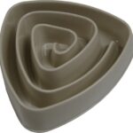 Maxenza Anti-Schrok Driehoek Voerbak voor Honden - Traag Voeden voor Betere Spijsvertering - Beige