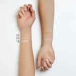 Essence Cosmetics Cover Stick 30-Matt Honey 6g - Afbeelding 3