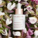Clarins Calm-essentiel Restoring Treatment Oil 30 Ml - Afbeelding 2