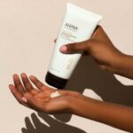 AHAVA Dermud Nourishing Body Cream - Relieves Roughness, Softens Skin, Hydrates Dry & Sensitive Skin, Enriched by Dermud Mud Complex, Osmoter, Aloe Vera Leaf, Vitamin E, Zinc & Allantoin, 3.4 fl.oz - Afbeelding 14