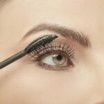 Deborah Milano My Power Volume Mascara - Mascara Zwart - Dubbelzijdig borsteltje - 1 Stuk - Afbeelding 4