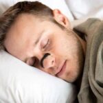 Anti Snurk Neusstrips - Neusspreider - Neuspleisters - Normale Huid - Magnetische Neusstrip - Starterskit - 15 stuks - Wit - Goede Nachtrust - Beigevriendelijk - Ideaal bij Verkoudheid en Allergieën - Afbeelding 10