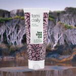 Australian Bodycare Femi Daily 100 ml - Effectieve hydraterende gel tegen jeuk en irritatie in de intieme zone met 100% natuurlijke Tea Tree Olie - Heeft een verzachtende en preventieve werking bij intiem ongemak - Geschikt voor mannen en vrouwen - Afbeelding 2