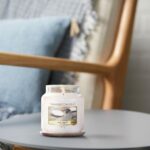 Yankee Candle - Baby Powder Medium Candle - Afbeelding 2