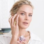 Estee Lauder CrA me Huidverzorging Resilience Lift Tri Peptide Eye Creme - Afbeelding 2