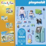 PLAYMOBIL Family Fun Vakantiegangers met geldautomaat - 70439 - Afbeelding 24
