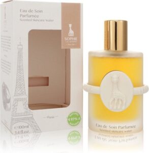 Sophie La Girafe Eau de Soin Parfumee by Sophie La Girafe 100 ml - Eau De Soin Parfumee (Unisex)