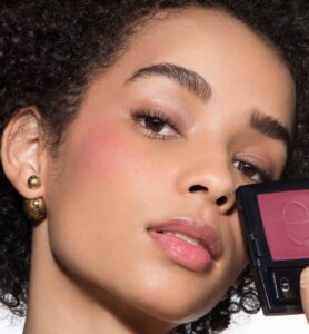 Dior- Diorskin Rouge Blush - 962 Poison Matte - Afbeelding 3