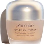 Shiseido Creme Shiseido Huidverzorging Future Solution LX Creme Total Radiance Foundation SPF15 Golden 3 30 ml