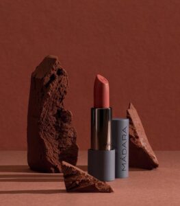 MÁDARA Velvet Wear Matte Cream Lipstick #33 Magma - shea butter - vegan - Afbeelding 2