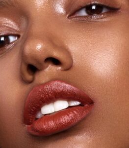 MÁDARA Velvet Wear Matte Cream Lipstick #33 Magma - shea butter - vegan - Afbeelding 4