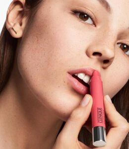 Clinique Chubby Stick Moisturizing Lip Colour Balm - 06 Woppin' Watermelon - Afbeelding 18