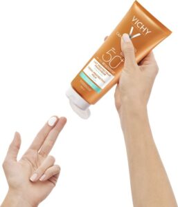 Vichy Capital Soleil SPF50+ Frisse Hydraterende en Beschermende Zonnemelk - Lichaam en Gelaat 300ml - Afbeelding 4