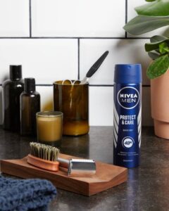Nivea MEN PROTEGE & CUIDA - deodorant - spray 200 ml - Afbeelding 3
