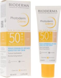 Bioderma Photoderm Créme Ochranný Tónovaný Krém Na Obličej Spf 50+ Light 40 Ml - Afbeelding 2