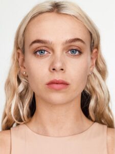 Rimmel London Hide the Blemish Concealer - 001 Ivory - Afbeelding 2