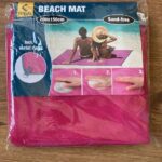 Zand- vrije rose strand mat 200 x 150 cm incl. 4 metalen ringen. | Strandlaken