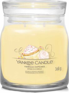 Yankee Candle - Vanilla Cupcake Signature Medium Jar