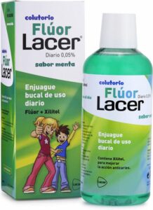 Fluor Daily Mouthwash Mint 0.05% By Lacer 500 Ml