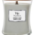 Woodwick Lavender & Cedar Medium Candle