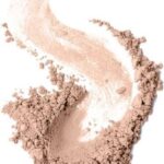 Hydra Mineral Compact Foundation vochtinbrengende minerale basis in een compacte 65 Medium Beige 10g