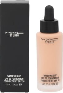 MAC Studio Waterweight Foundation NW25 30 ml - Afbeelding 3