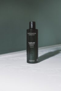 MÁDARA Gloss And Vibrancy Shampoo 250 ml - Cranberry - anti-klit - Afbeelding 2