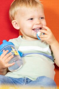 Bumba 270ml Anti-Lek Harde Tuitbeker met Handvaten SO-BU-12198 - Afbeelding 2