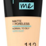 Maybelline New York - Fit Me Matte + Poreless Foundation - 112 Soft Beige - Medium Dekkende Foundation met Matte Finish voor de Normale tot Vette Huid - 30 ml