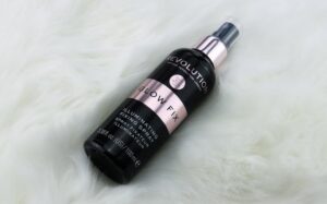 Makeup Revolution - (Illuminating Fixing Spray) 100 ml - 100ml - Afbeelding 2