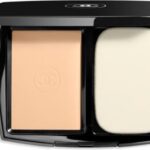 Chanel Ultra Le Teint Compact Spf15 B20