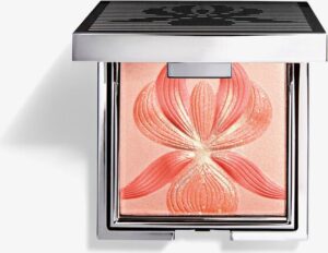 L'orchidee Corail Blush Highlighter By Sisley #3