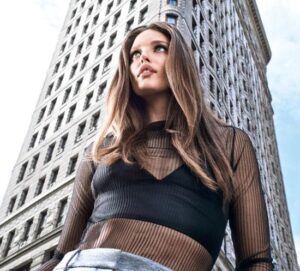 Maybelline Color Sensational Shaping Lipliner - 60 Palest Pink - Lipliner - Afbeelding 4