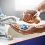 Gillette Fusion5 Ultra Sensitive Scheergel Mannen - 6x200ml Voordeelverpakking - Afbeelding 3